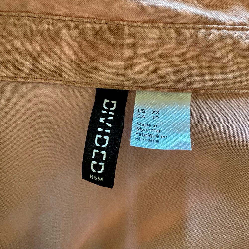 H&M Divided Blush Pink Button up blouse - Picture 5 of 5